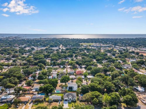 4307 Clark Ave, Tampa FL  33611-1305 exterior