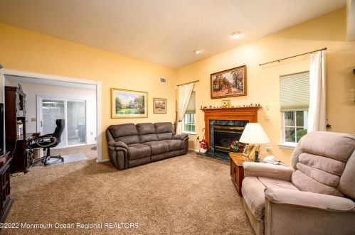 13 Grosunor Ct, Jackson Twp NJ 08527-3973 exterior