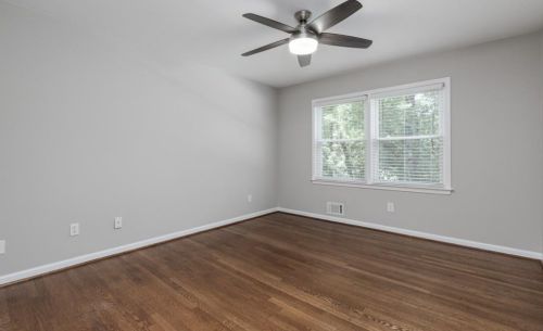 4094 Candler Lake Ct, Atlanta GA  30319-1728 exterior