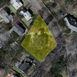 27 Stony Brae Rd, Newton MA  02461-1728 aerial view