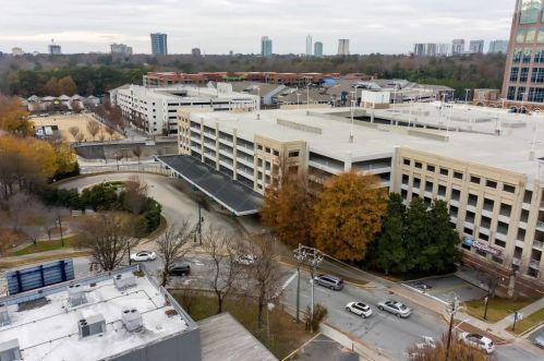 424 Lindbergh Dr, Atlanta GA  30305-3832 exterior