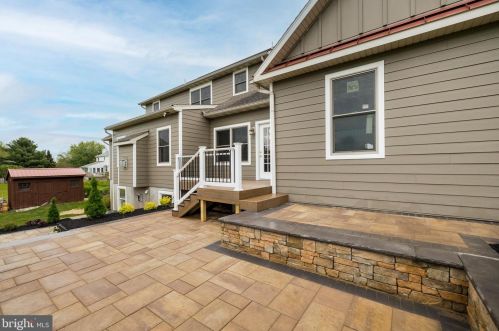 30 Hershey Dr, Pottstown PA 19465-8137 exterior