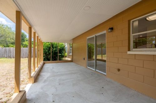 14032 Arbor Knoll Cir, Tampa FL  33625-6444 exterior