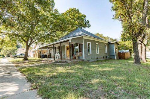 535 Woodard St, Denison TX 75021-2850 exterior