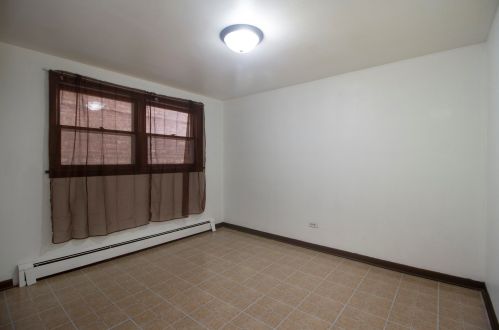 12539 Marshfield Ave, Chicago IL 60827-5940 exterior