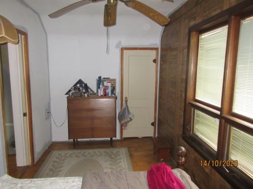 4430 Ln Crosse Ave, Chicago IL 60646-4921 exterior