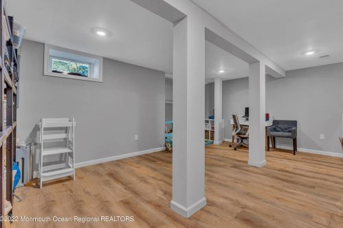 33 Avenue C, Atlantic Highlands NJ  07716-1069 exterior