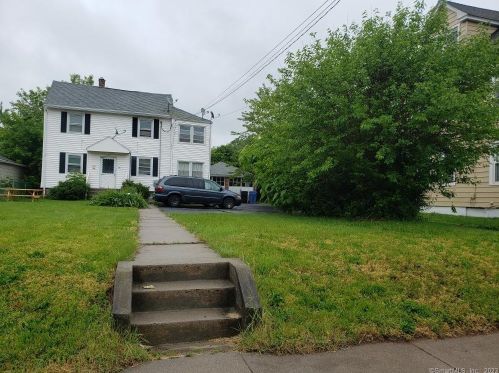 365 Oak St, New Britain, CT 06051-1224