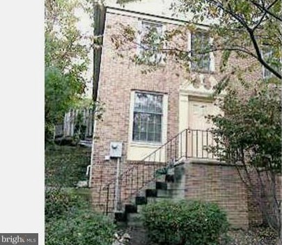 5026 9th St, Arlington VA  22204-6041 exterior