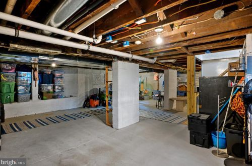 10 Crestmont Ter, Camden NJ 08108-1326 exterior