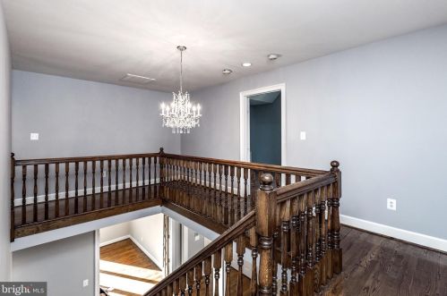 9820 Avenel Farm Dr, Rockville MD 20854-5410 exterior