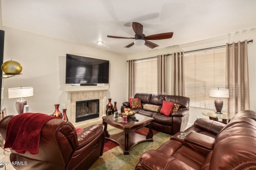 1004 Amberwood Dr, Phoenix AZ  85048-1937 exterior