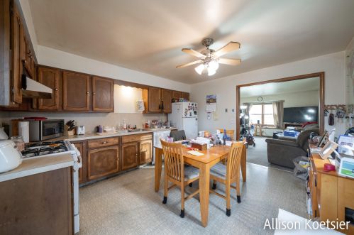 4301 36th St, Grand Rapids MI 49512-1947 exterior