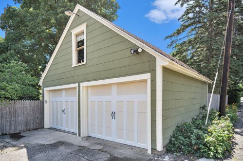 318 St, Three Rivers MI 49093-1408 exterior