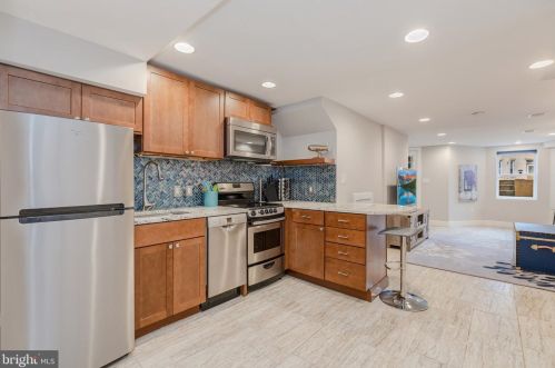 133 Adams St, Washington DC 20001-1611 exterior