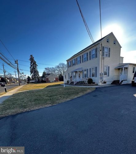 163 2nd St, Trenton NJ  08619-2204 exterior