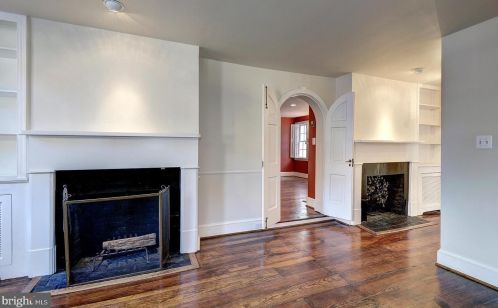 2822 Dumbarton St, Washington DC  20007-3335 exterior