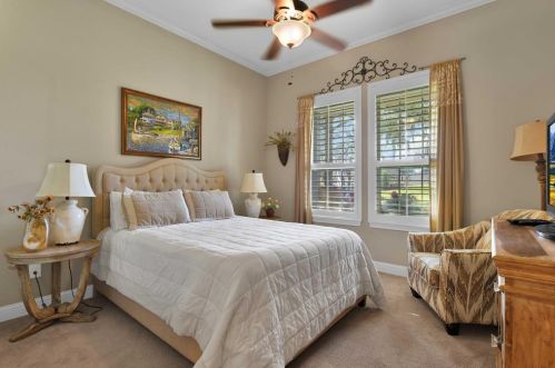 8702 Malardcrest Dr, Humble TX 77346-8106 exterior