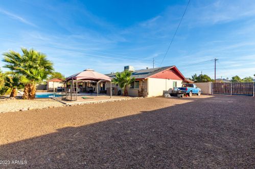 3146 Cholla St, Phoenix AZ 85029-3801 exterior