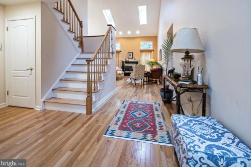 53 Primrose Cir, Princeton NJ 08540-9416 exterior