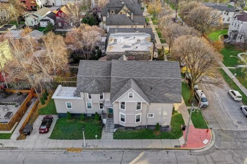 802 3rd St, Milwaukee, WI 53204-1827