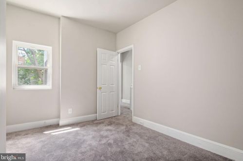 2430 Federal St, Philadelphia PA 19146-3914 exterior