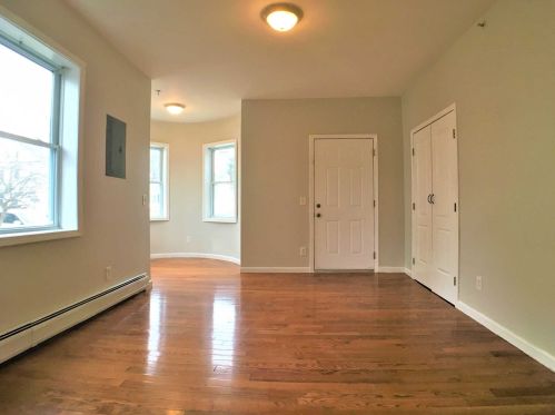 38 Lagrange Ave, Poughkeepsie NY  12603-2411 exterior