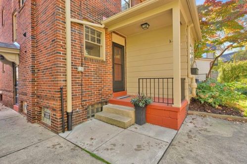 454 Dallas Ave, Pittsburgh PA 15217-1309 exterior