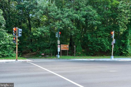 9609 Hastings Dr, Silver Spring MD 20901-3198 exterior