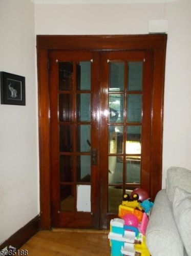 417 Maple Ave, Rahway NJ 07065-3111 exterior