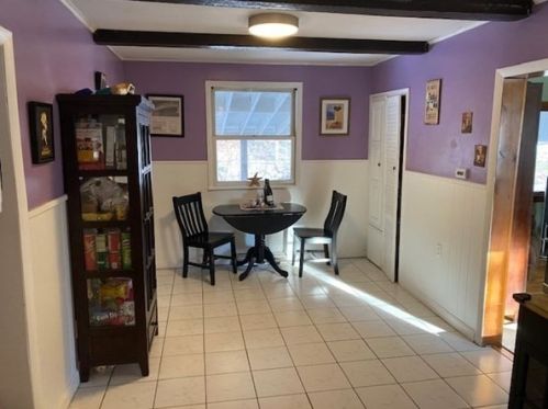 5 Amber St, Worcester MA 01602-2401 exterior