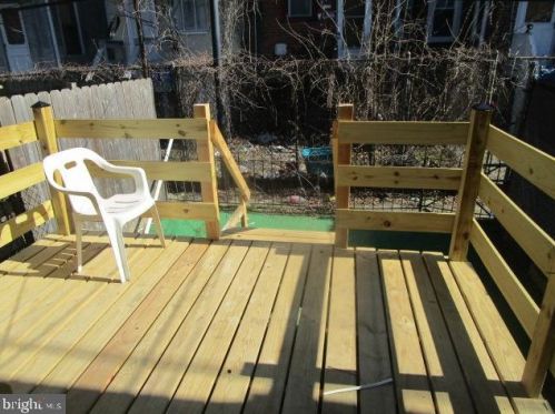 4921 Franklin St, Philadelphia, PA 19120-3713