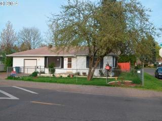 4944 104th Ave, Portland, OR 97266-3510