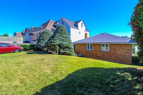 432 Augusta St, Pittsburgh PA 15211-1108 exterior