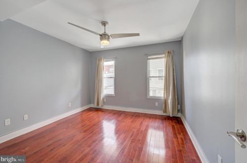 1323 17 St, Philadelphia PA 19121-5041 exterior