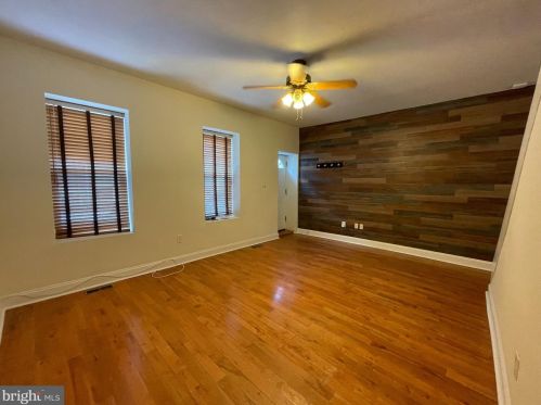 173 Krams Ave, Philadelphia PA  19127-2025 exterior