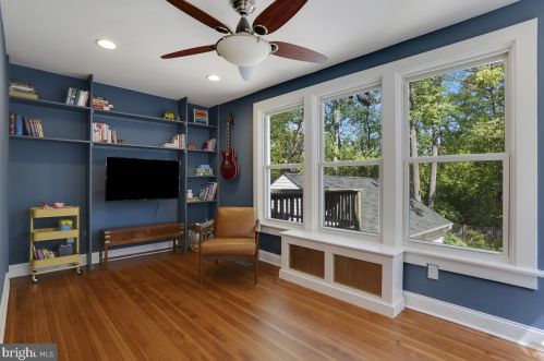 707 Silver Spring Ave, Silver Spring MD  20910-4661 exterior