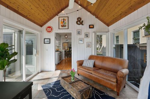 2212 Eleanor Ave, Saint Paul MN 55116-1101 exterior