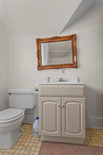 2045 Brownsville Rd, Pittsburgh PA 15210-4261 exterior