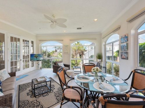 139 Colonade Cir, Naples FL 34103-8717 exterior