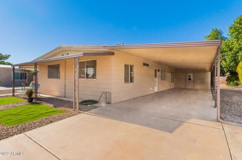 9010 Olive Ln, Chandler AZ  85248-6404 exterior