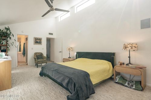 5221 1st Ave, Tucson AZ  85718-4701 exterior