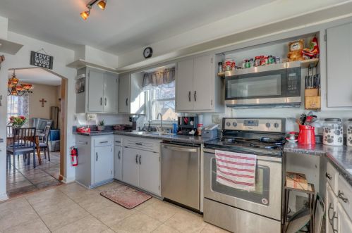 3223 38, Milwaukee WI 53215-2316 exterior