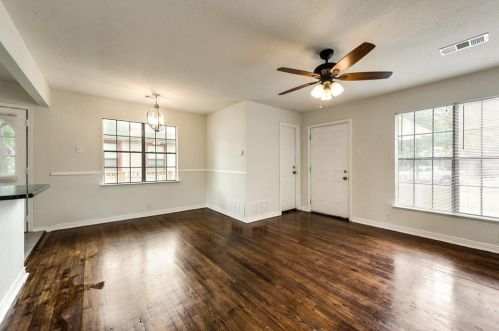 11211 Castolon Dr, Dallas TX  75228-2203 exterior