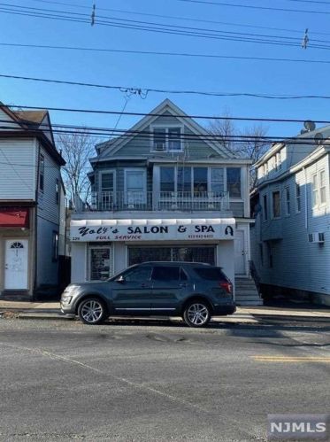 231 Haledon Ave, Paterson NJ  07522-1272 exterior