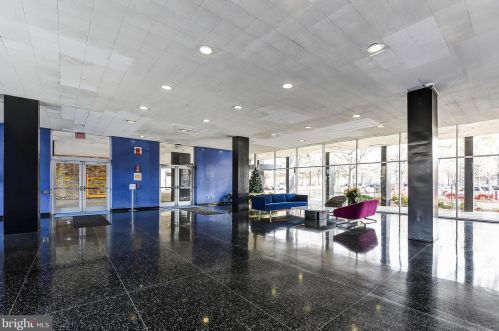 1301 Delaware Ave, Washington DC  20024-3929 exterior