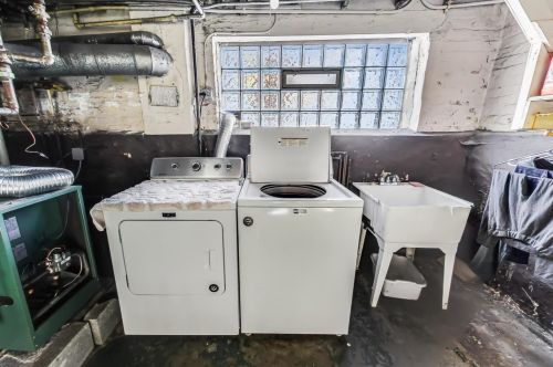 2501 Superior St, Chicago IL 60644-1326 exterior