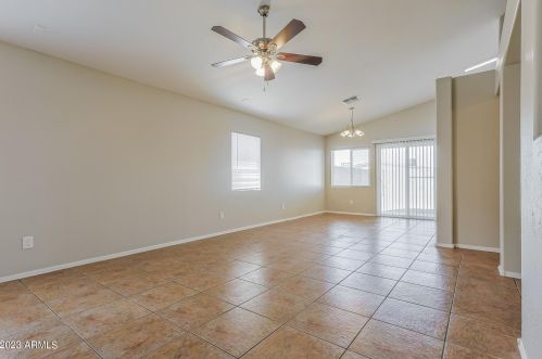 6216 16th Ln, Phoenix AZ  85041-5546 exterior