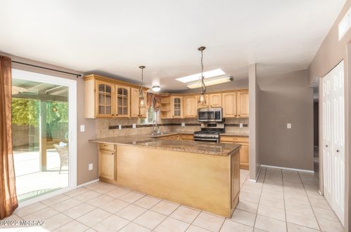 26 Evelyn Ave, Tucson AZ 85710-2641 exterior