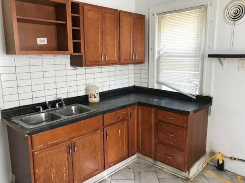 1928 49th St, Milwaukee WI  53208-1734 exterior